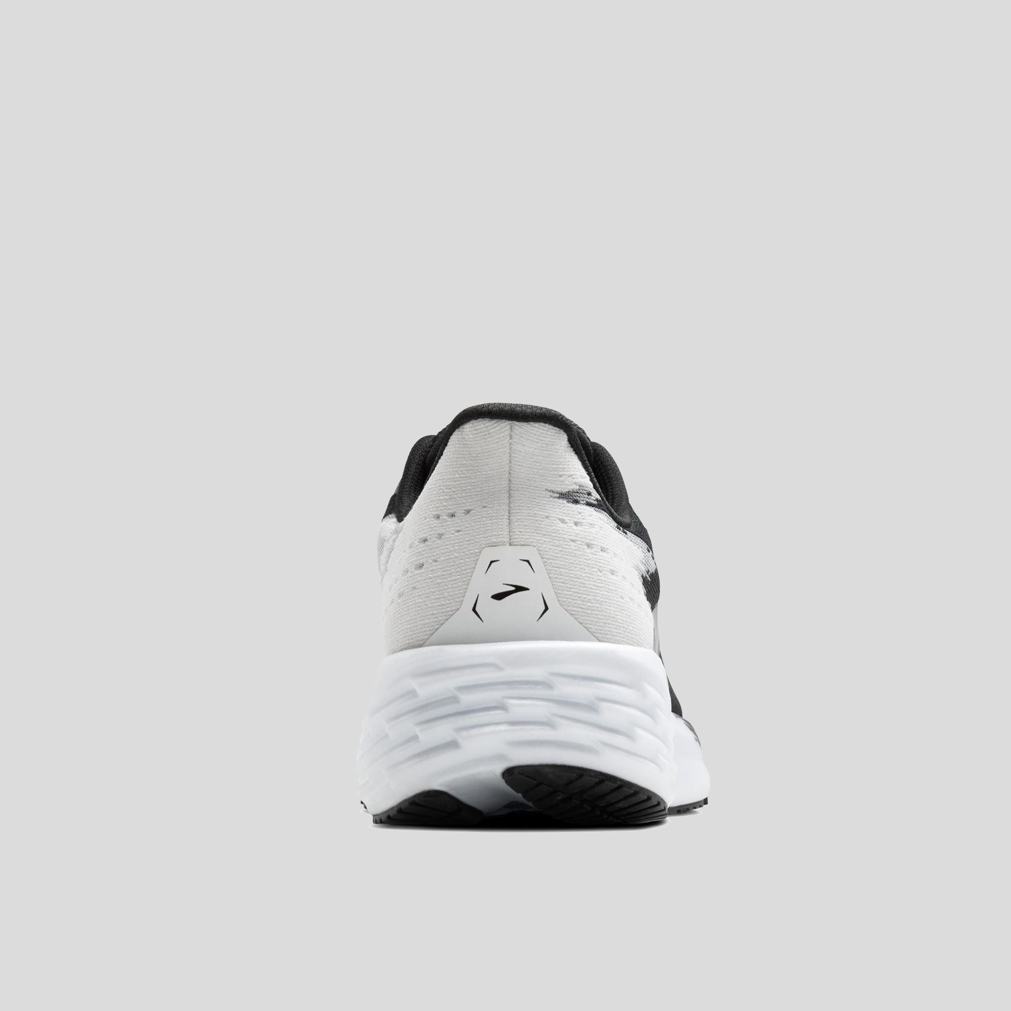 Launch 11 | Black/White