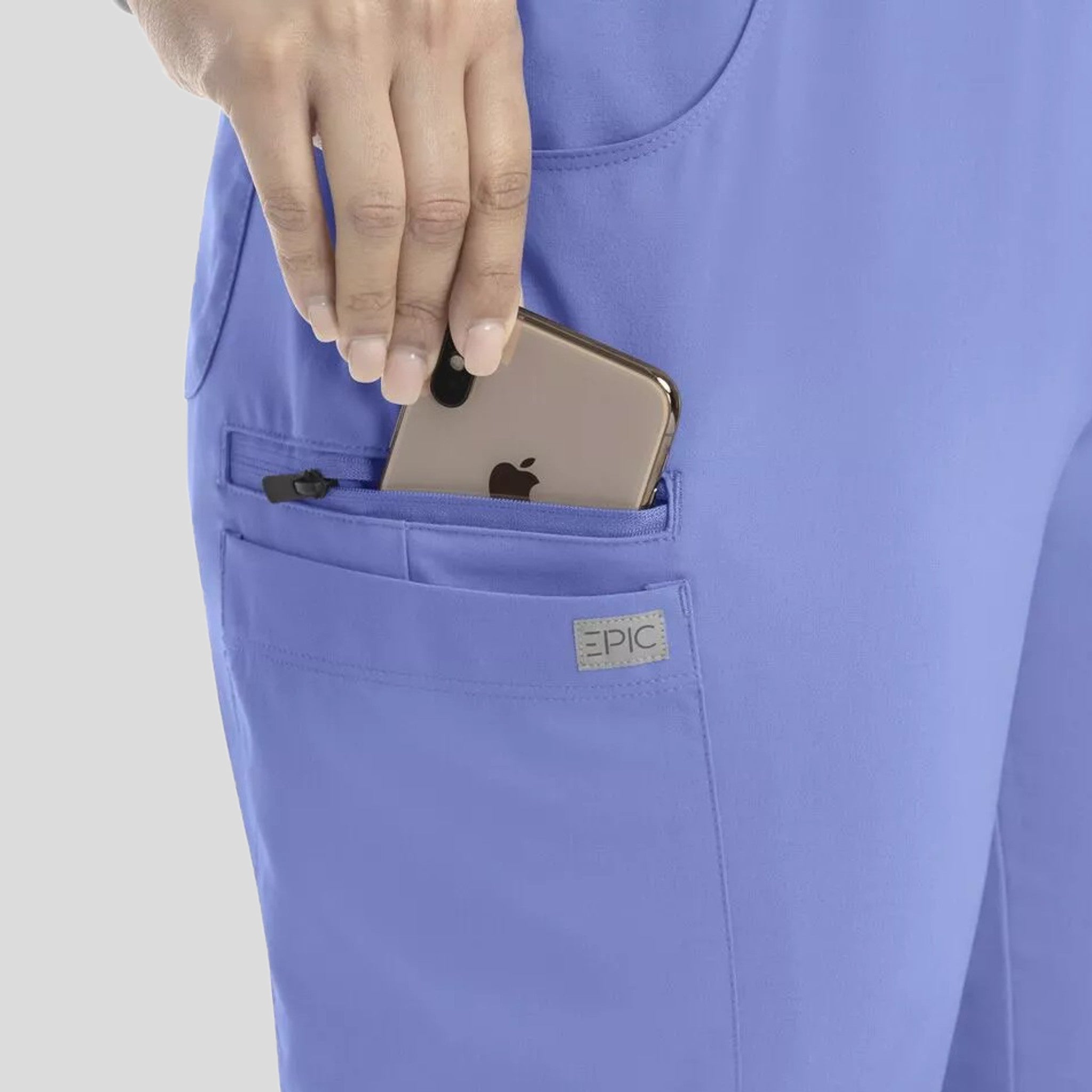 Epic_9812_Ceil_Detail