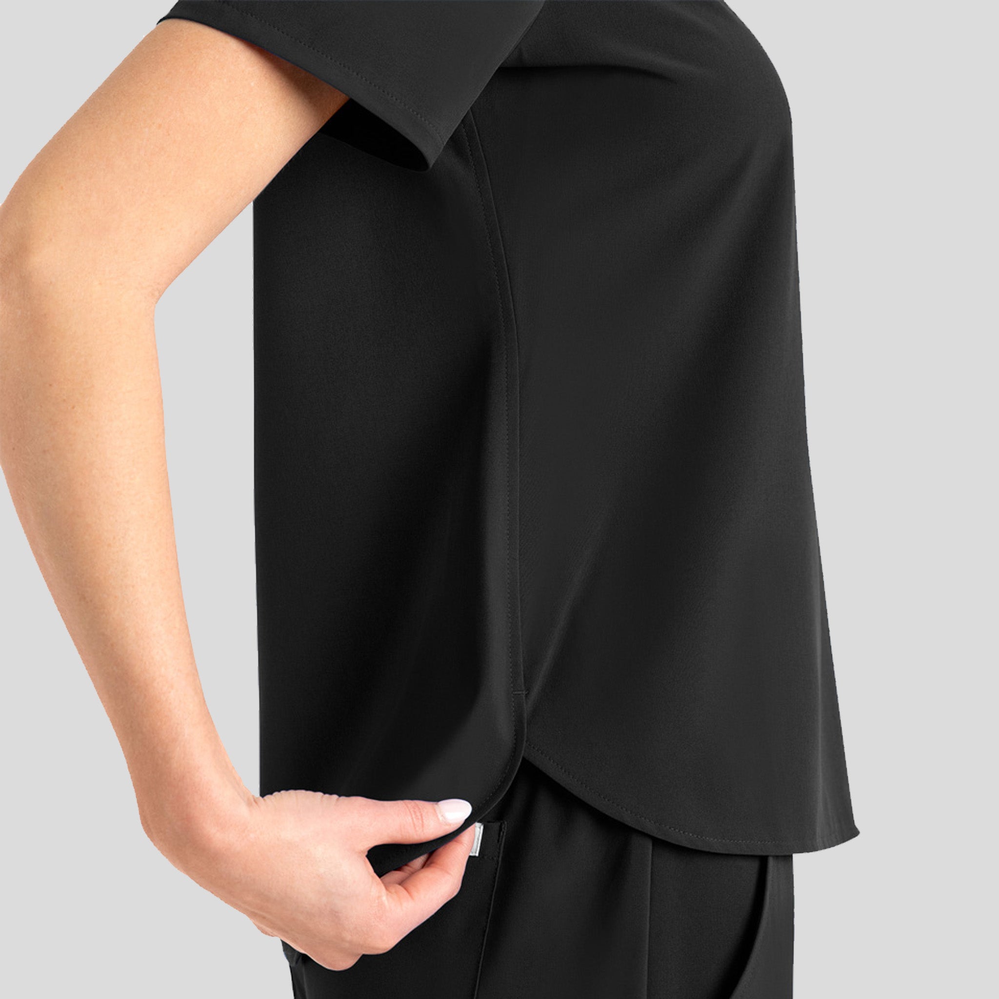 Women’s Round Neck Top | Black