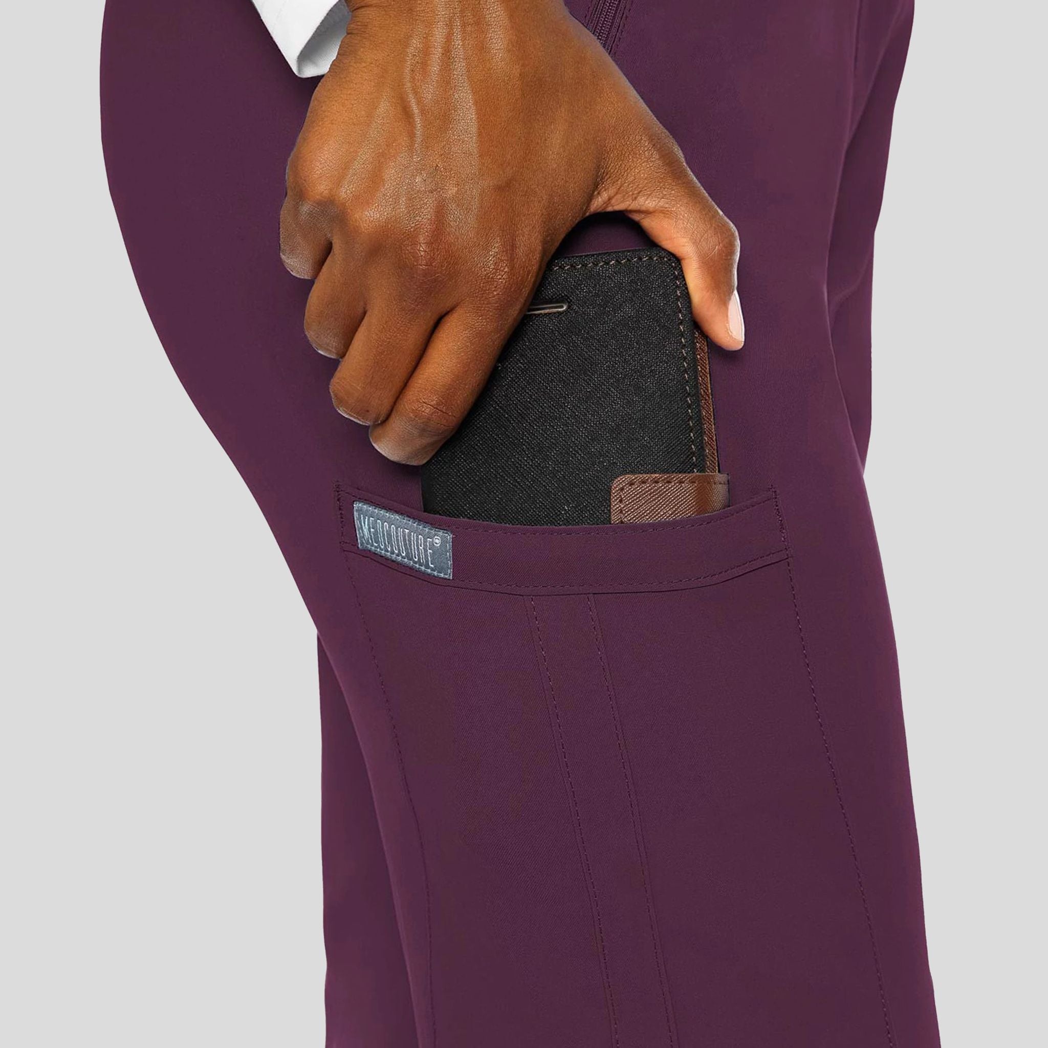 MedCouture_Insight_MC2702_wine_detail2